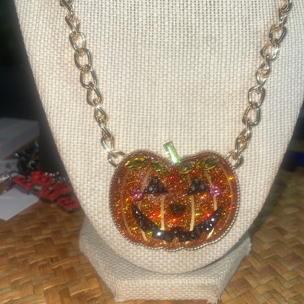 BetseyJohnson Halloween Jack-O-Lantern Gold Necklace🎃🎃🎃🎃